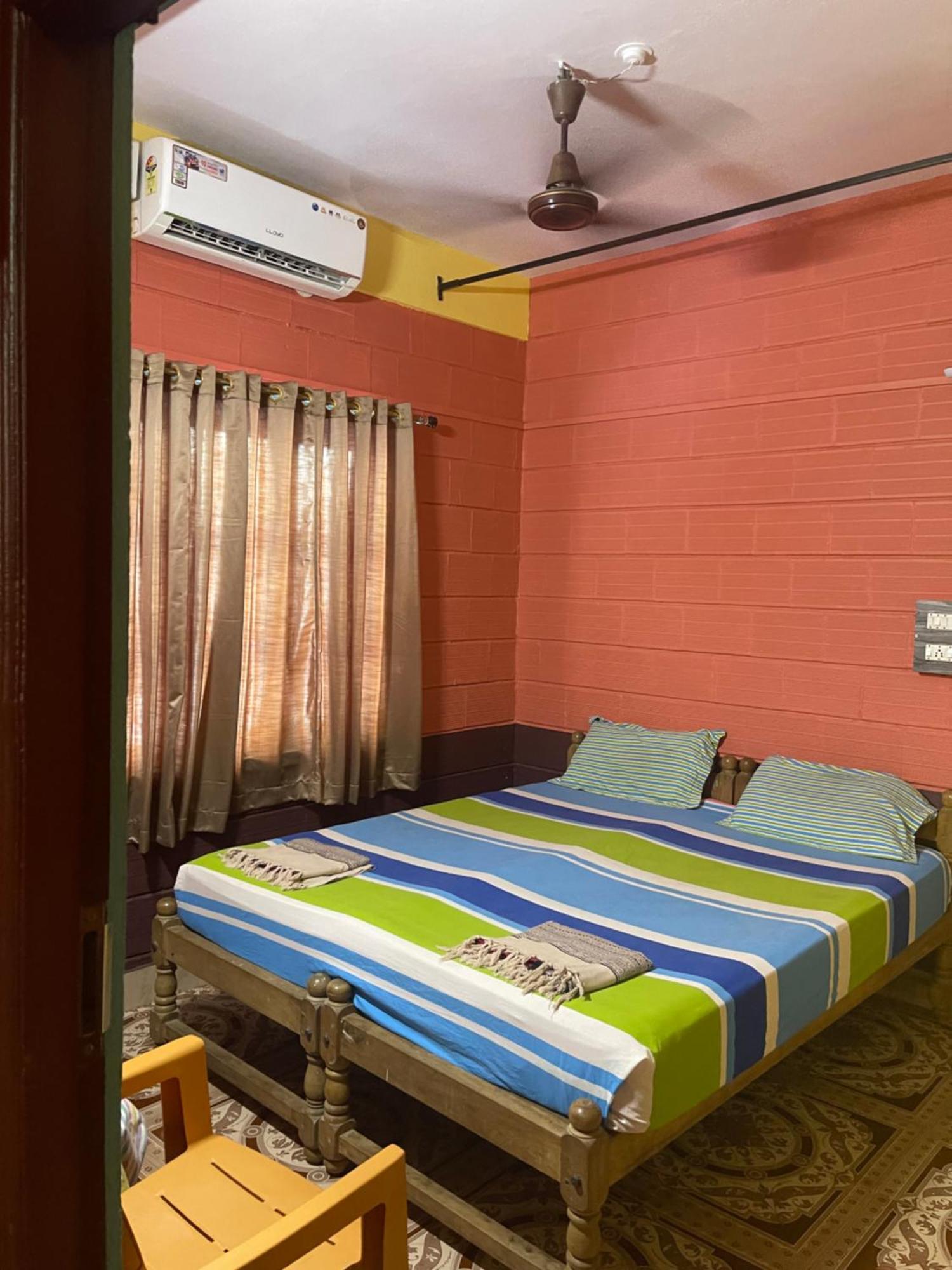Nimmu Guest House & Restaurant Gokarna Gokarna  Exterior photo