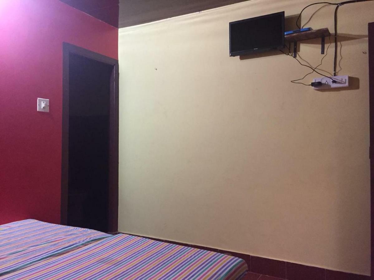 Nimmu Guest House & Restaurant Gokarna Gokarna  Exterior photo