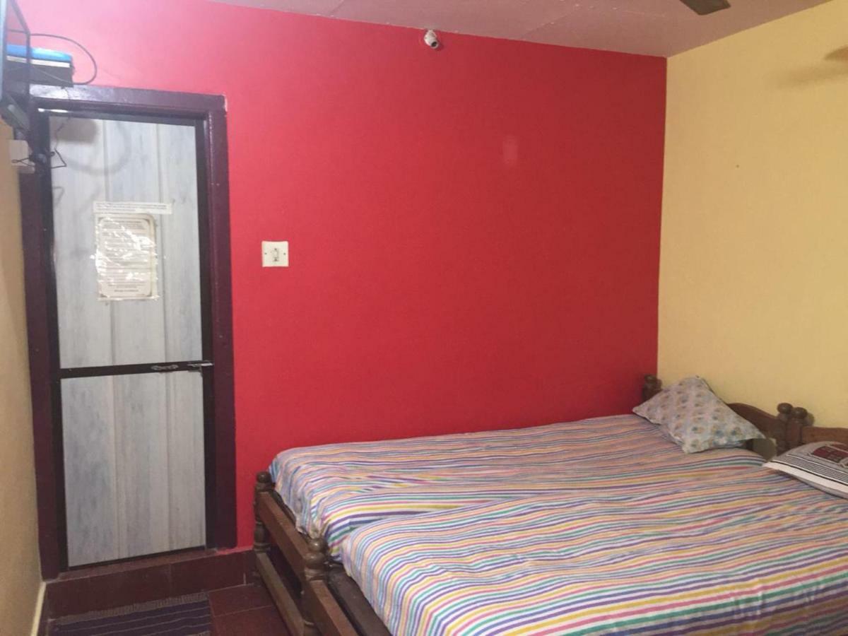 Nimmu Guest House & Restaurant Gokarna Gokarna  Exterior photo